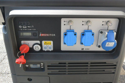 Инверторный генератор Honda EU70IS